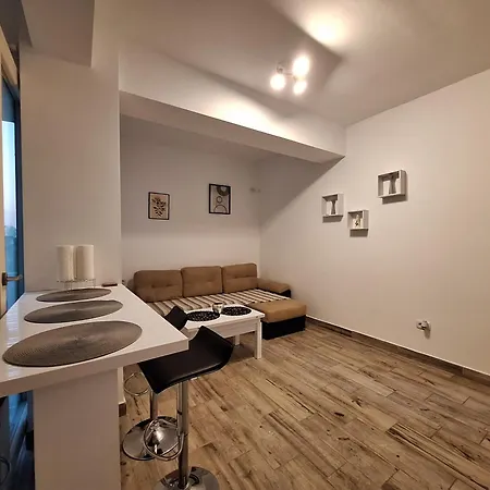 Moni Apartamento *