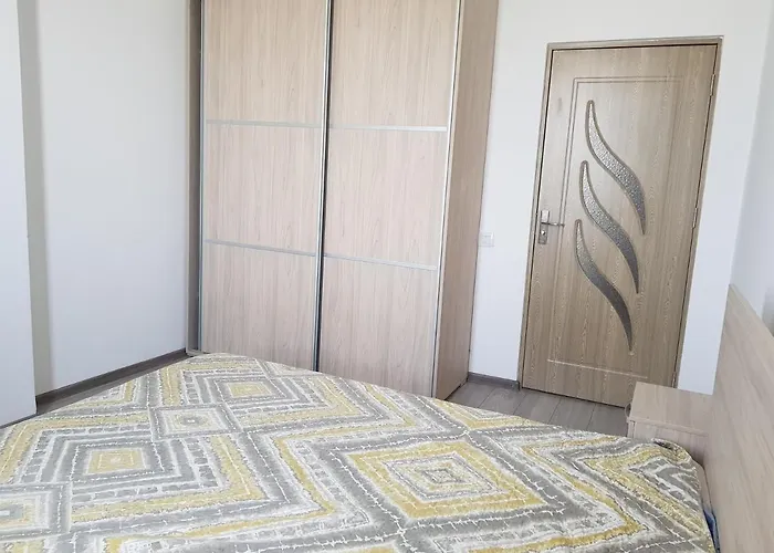 Apartament Moni *
